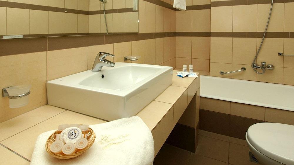 Skiathos Club Hotel & Suites Василиас Экстерьер фото