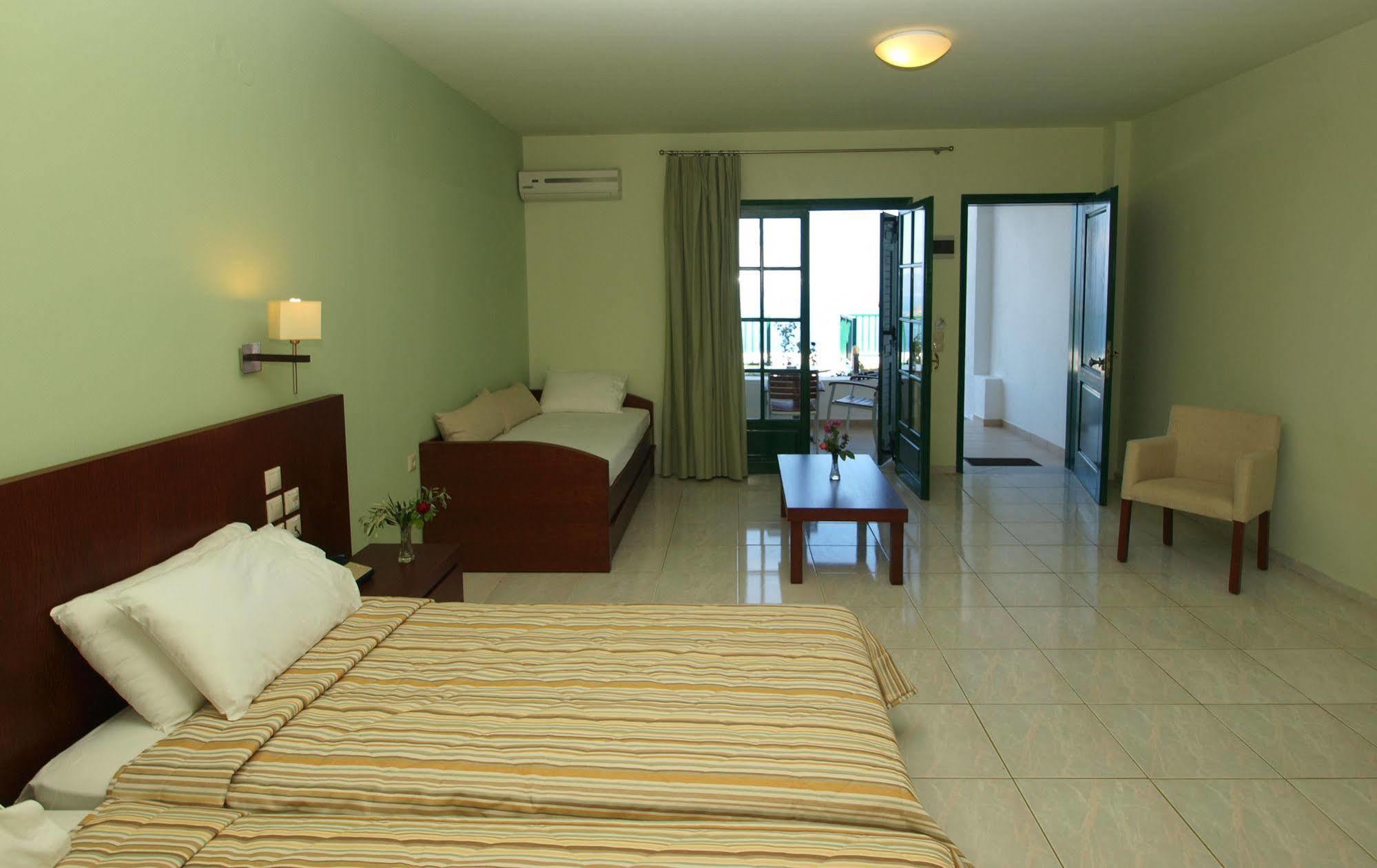 Skiathos Club Hotel & Suites Василиас Экстерьер фото