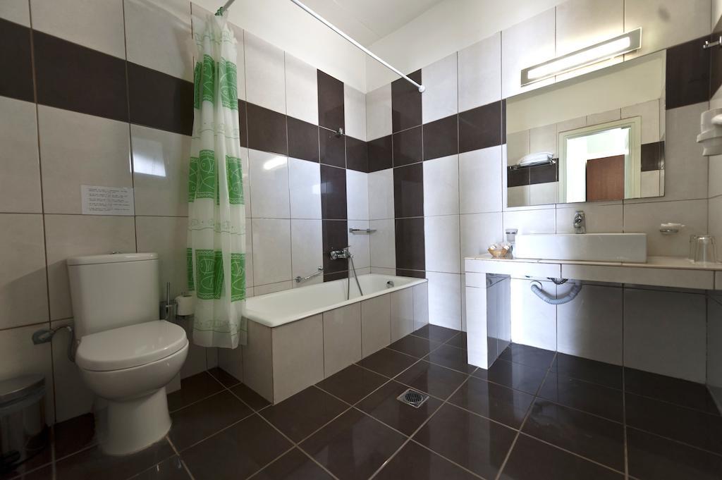 Skiathos Club Hotel & Suites Василиас Экстерьер фото